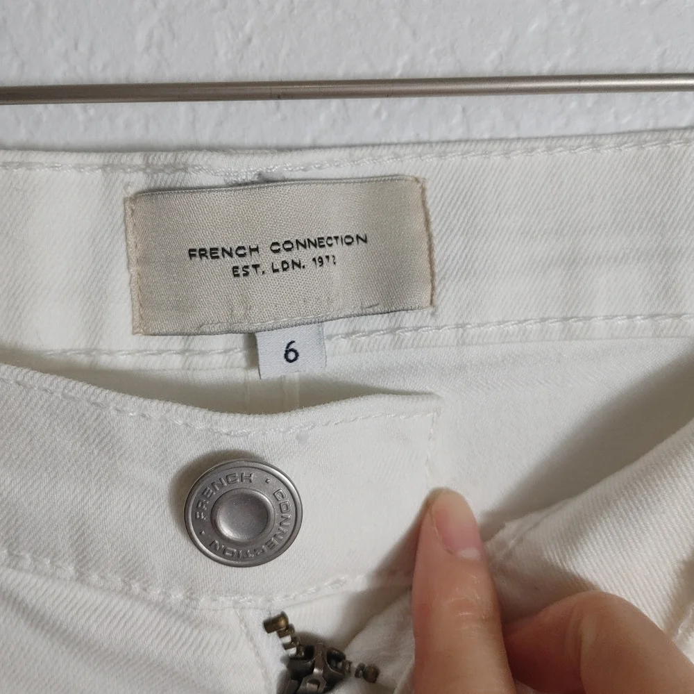 French Connection Size 6‎ White Ankle Jeans